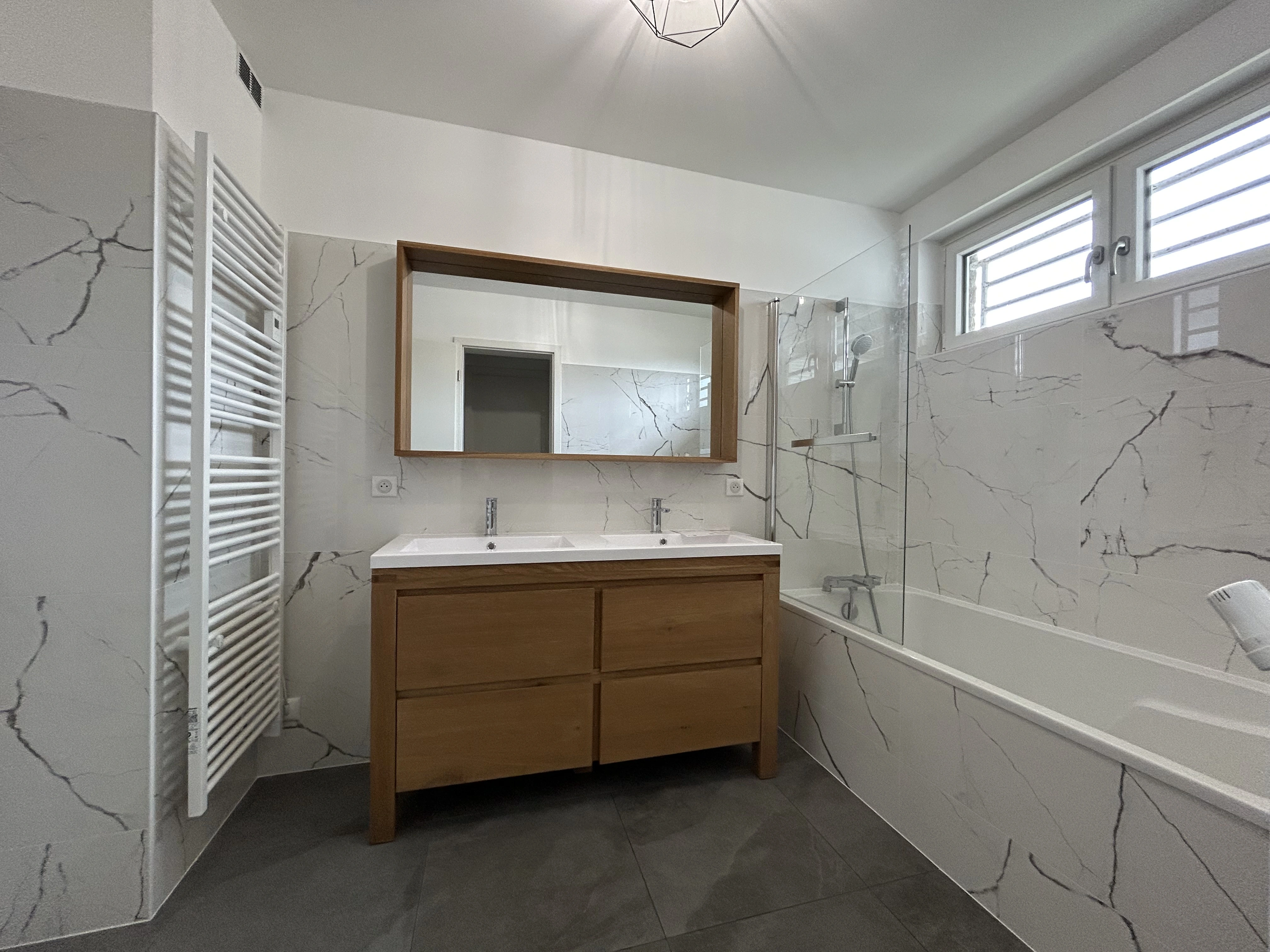 Pose de carrelage haut de gamme par JK Carrelage